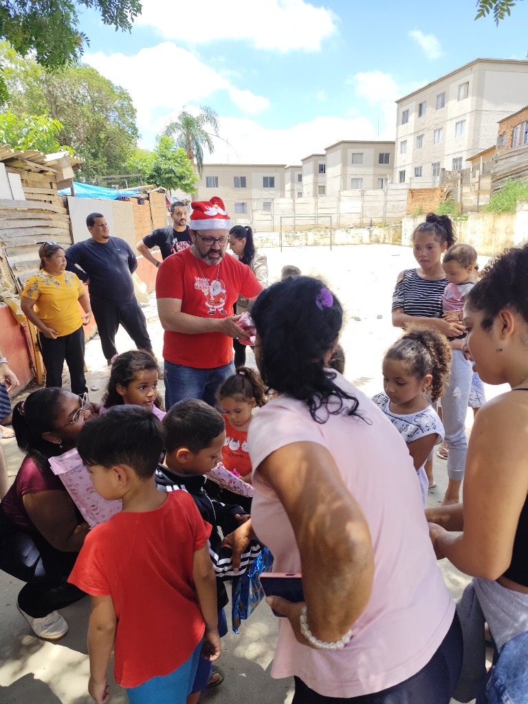 Distribuição Pacotes Natal GOIB